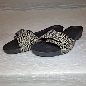 Crocs Sarah Dressy Slide Sandals Women's 9 Black/Leopard-skin Buckle Adj. Straps